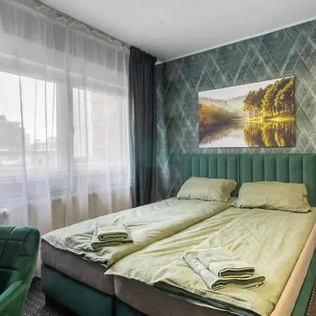 Bed and Breakfast 33