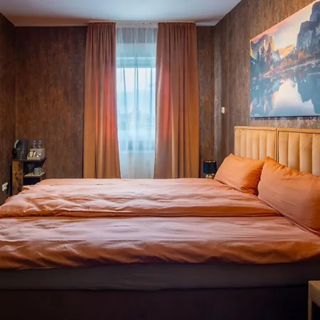 לינה וארוחת בוקר 33