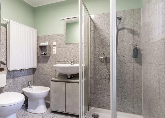 33 3* דיסבורג