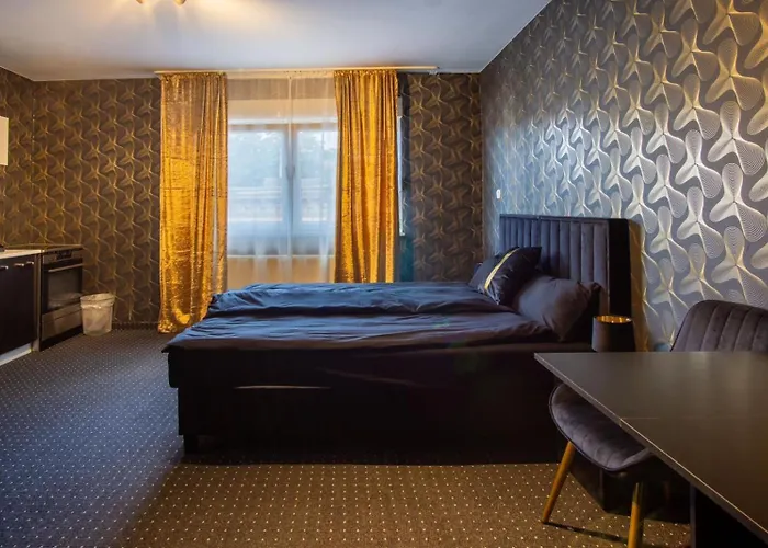 33 B&B 뒤스부르크